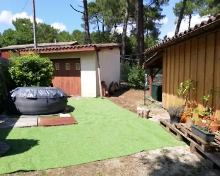 Maison 10 Personnes - Bord Du Lac - La Grande Escoure Дом отдыха